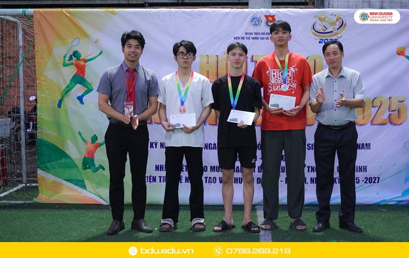 Hoi thao Sinh vien 2025 (5)